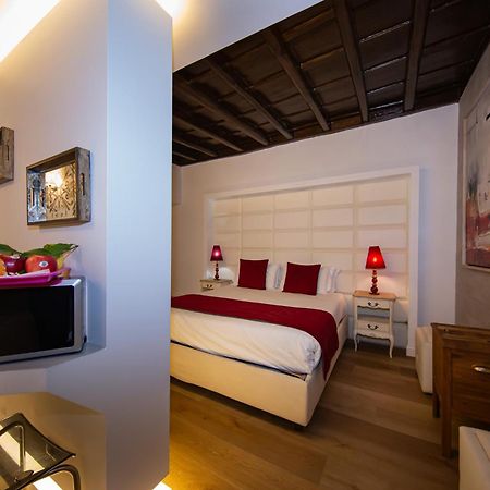 Town House Spagna- Luxury Rooms With Jacuzzi Bath Roma Ngoại thất bức ảnh