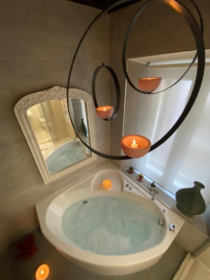 Town House Spagna- Luxury Rooms With Jacuzzi Bath Roma Ngoại thất bức ảnh