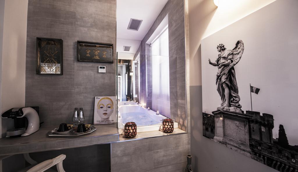 Town House Spagna- Luxury Rooms With Jacuzzi Bath Roma Ngoại thất bức ảnh